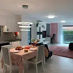 Helena Pearl Guest house