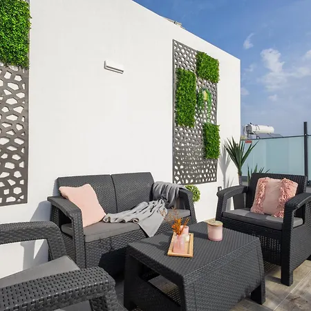 Helena Pearl Guest house