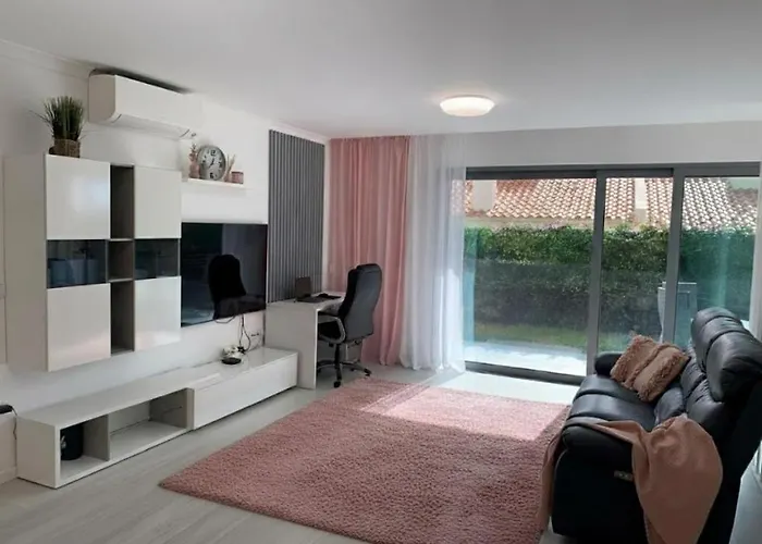 Helena Pearl Guest house 4*