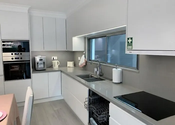 Helena Pearl Guest house 4*