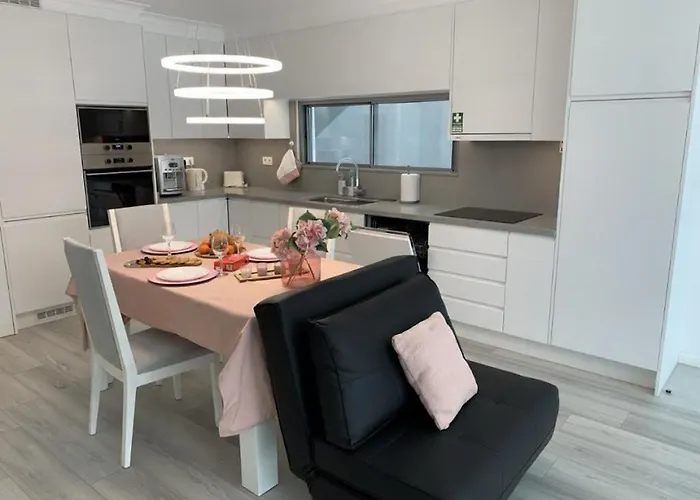 Helena Pearl Guest house 4*