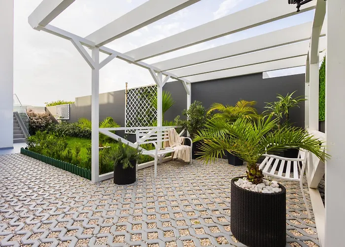 Guest house Helena Pearl Canico (Madeira)