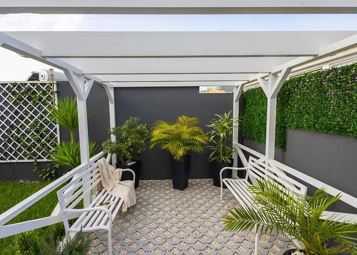 Helena Pearl Guest house Canico (Madeira)